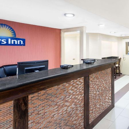 Days Inn By Wyndham Geneva/Finger Lakes Ngoại thất bức ảnh