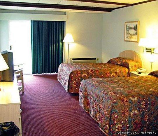 Days Inn By Wyndham Geneva/Finger Lakes Phòng bức ảnh